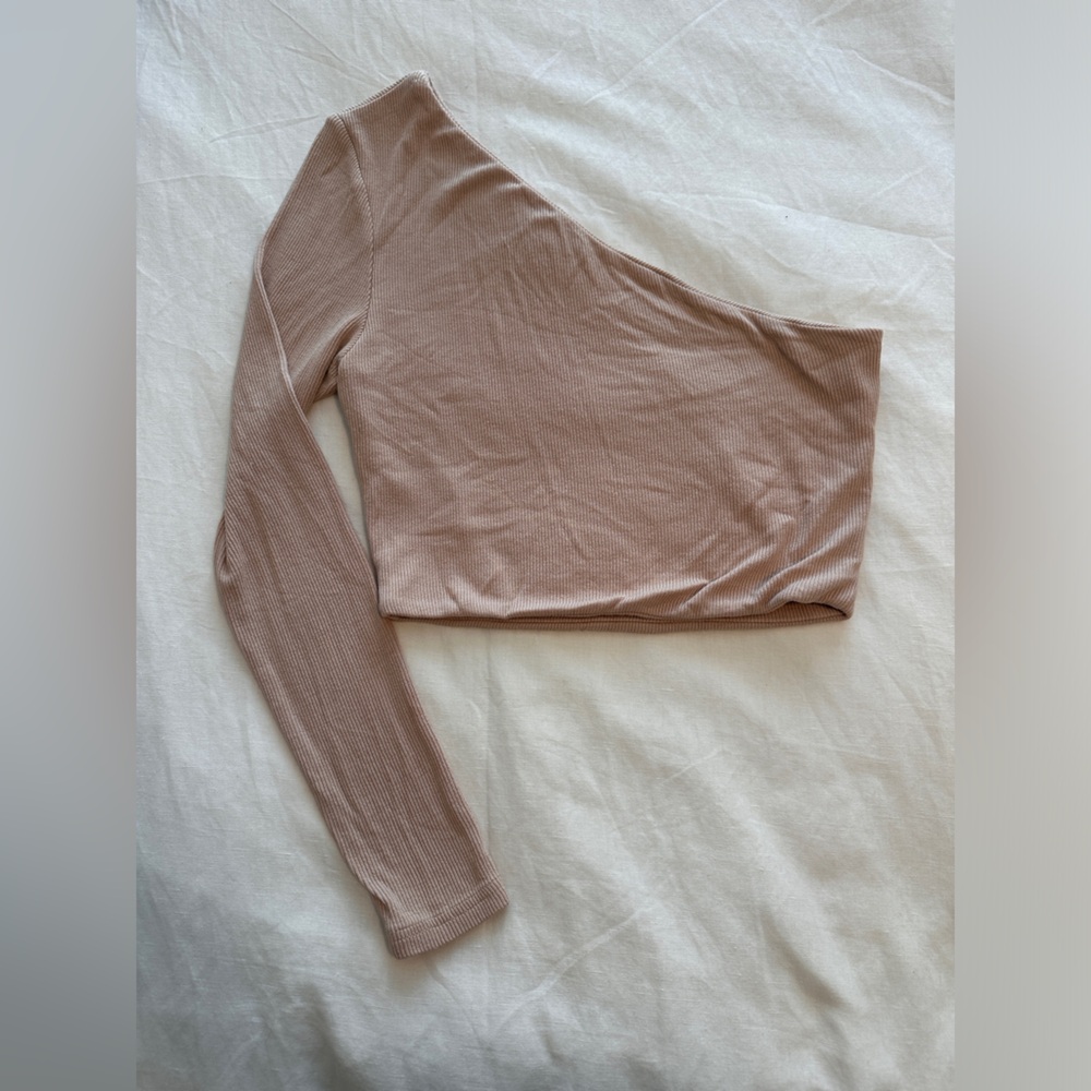 Superdown Women’s One Long Sleeve Pink Crop Shirt